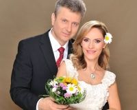 România: Lis şi Firea, două nunţi controversate