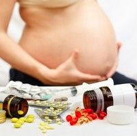 Ce se întâmplă dacă te droghezi în timpul sarcinii