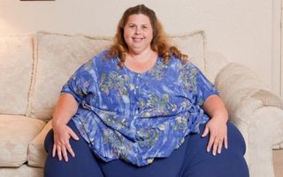 Cea mai grasă femeie din lume consumă zilnic 10.000 de calorii