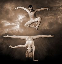 Celebra trupa rusa de dans modern Todes Ballet vine in Romania!