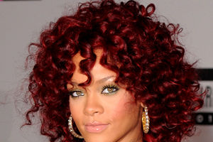 Rihanna a lansat o piesă cu versuri vulgare