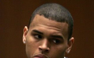 Chris Brown e acuzat de furt