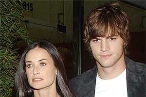 Ashton Kutcher a vizitat-o pe Demi Moore
