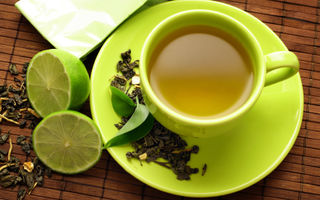 Ceaiul verde: 7 beneficii pentru frumuseţe şi sănătate. Află care sunt!