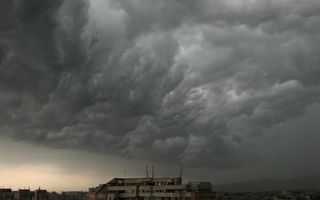 Avertizare meteo: furtună și grindină în Bucureşti şi Ilfov