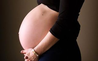 O femeie din Mexic este însărcinată cu nouă bebeluşi!
