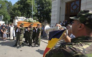 Mihaela Ursuleasa, înmormântată cu onoruri militare - FOTO
