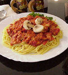 Spaghete cu ciuperci şi roşii