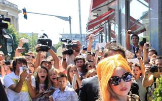 Lady Gaga a ajuns în București
