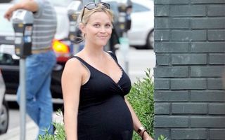 Hollywood: 7 gravide sexy care vor naşte în acest an. Iată cine va deveni mămică!