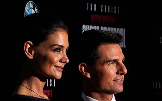 Katie Holmes va primi 400.000 de dolari pe an, în urma divorţului de Tom Cruise
