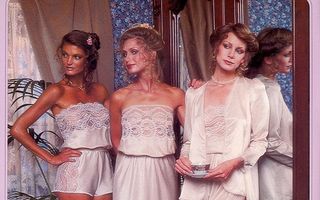 "Îngerii" de altădată: Cum arătau fetele de la Victoria's Secret în anii '70