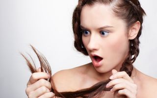5 mituri false despre îngrijirea părului. Vezi care sunt!