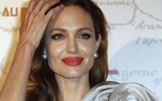 Angelina Jolie: Cât de adevărate sunt zvonurile despre boala ei?