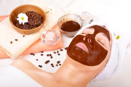 Masca de față cu cafea, cacao și miere pentru tratarea ridurilor - Revista Teo