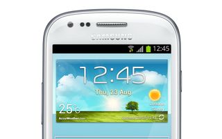 Samsung lansează GALAXY S III mini, un smartphone mic, dar puternic