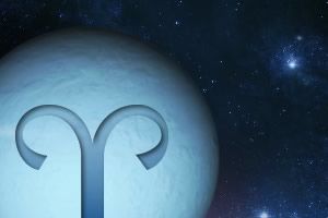 Horoscopul lui Uranus în Berbec: Cum îţi afectează viaţa până în 2018