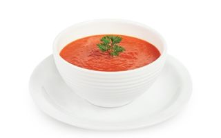 Supă de roşii cu ghimbir şi busuioc
