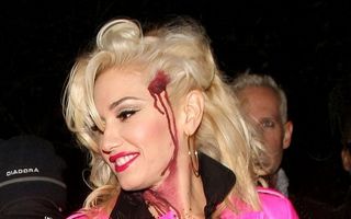 Gwen Stefani, cu "sânge" pe față