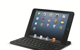 Logitech Ultrathin Keyboard mini devine jumătatea lui iPad mini