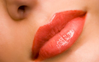 Cum să-ți transformi buzele din banale în senzuale