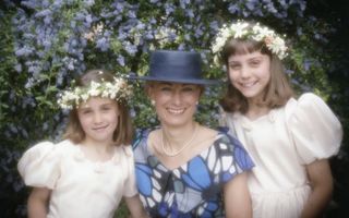Cum arătau Kate şi Pippa Middleton în copilărie