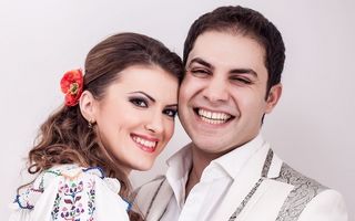 Cântăreţii de muzică populară Lavinia Goste şi Marius Zorilă vor deveni părinţi de gemeni