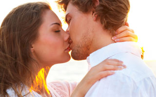 5 sfaturi ca să nu uite niciodată primul tău sărut