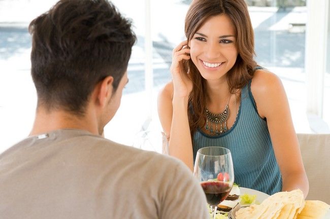 10 reguli pentru o relație fericită
