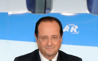 Closer: François Hollande are o relaţie amoroasă cu o actriţă