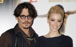 Iubita lui Johnny Depp are inel de logodnă