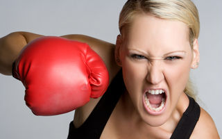 Cum să gestionezi momentele de furie ca să nu-i rănești pe cei din jur
