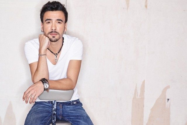 niciodata nu e de ajuns max dragomir niciodata nu e de ajuns max dragomir