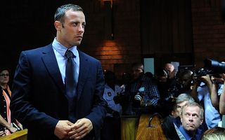 Procesul lui Oscar Pistorius a început. Atletul pledează "nevinovat"