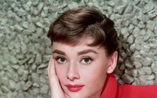 Audrey Hepburn, cea mai frumoasă femeie din ultimii 50 de ani