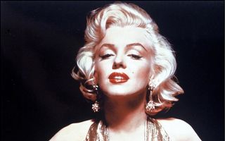 Rujul lui Marilyn Monroe, cel mai emblematic trend de frumuseţe