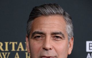 George Clooney face nunta la castel