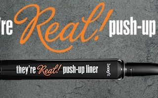 They're Real! push-up liner de la Benefit!