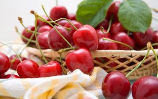 7 motive ca să mănânci cireșe: Descoperă-le proprietăţile benefice!
