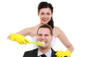 Poveste adevărată: "Soțul meu nu vrea să meargă la dentist și mi-e silă să-l sărut"