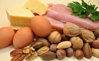 Dr. Oz: Este sănătos să ai o dietă bogată în proteine?