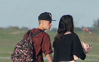 S-au împăcat: Justin Bieber și Selena Gomez, pozați când se țin de mână
