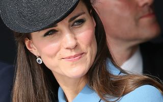 Surpriză la ecograf: Kate Middleton, însărcinată cu gemene!