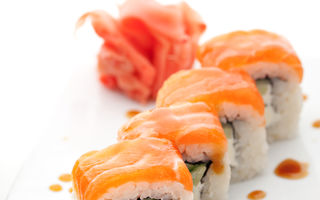 Sushi: Un fel de mâncare japonez care face minuni pentru sănătate