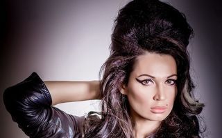 Nicoleta Luciu, transformata in Amy Winehouse