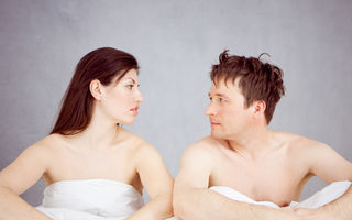 Sex. 5 poziţii de încercat dacă ai un partener mai puţin dotat