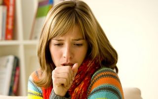 4 soluţii naturale care calmează bronşita