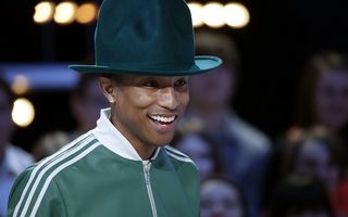 Pharrell Williams a primit o stea pe Walk of Fame
