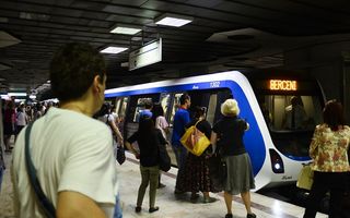 "Frozen Bucharest": 200 de persoane vor "îngheţa", duminică, la metrou