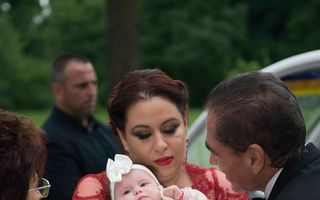 Oana Roman, cu fetița la Urgențe: Vedeta s-a supărat că n-a venit Salvarea